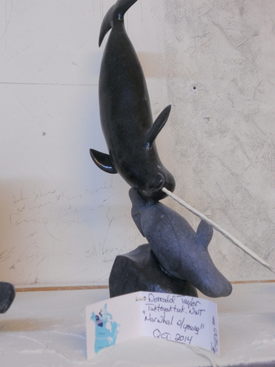 Frozen Rock Studio - narwhal with young